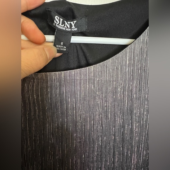 👗 Metallic Ombré Overlay Dress - Picture 7 of 8